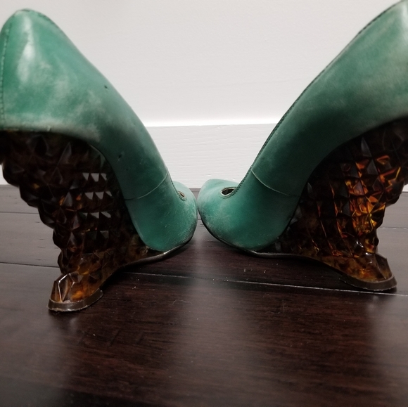 Anthropologie size 6 heels - Picture 10 of 10